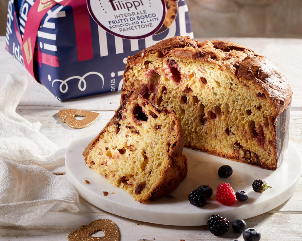 PANETTONE INTEGRALE CON FRUTTI DI BOSCO E CIOCCOLATO AL LATTE 1kg